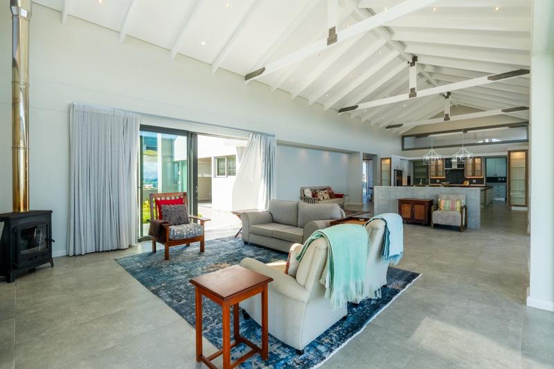 5 Bedroom Property for Sale in Pinnacle Point Golf Estate Western Cape